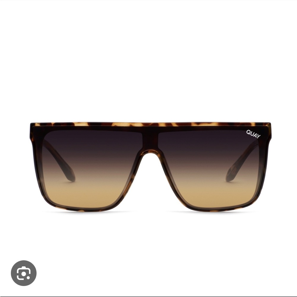 Quay Nightfall tortoise - black to gold lense